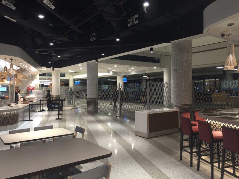 portable gates for food court